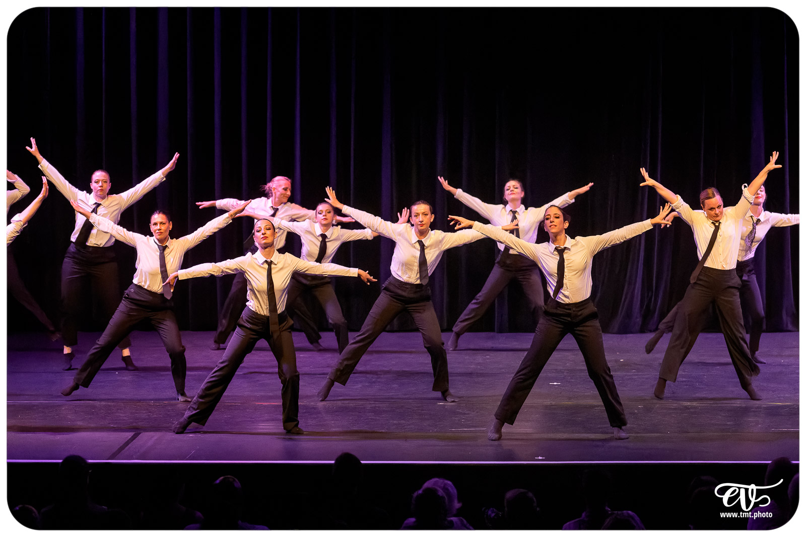 ECOLE DE DANSE CÉCILE ADAMOW